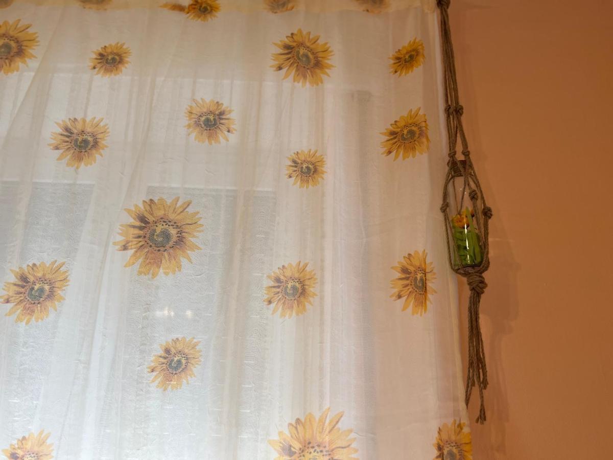 Vicino A Tutto Bed and Breakfast Vercelli Eksteriør billede